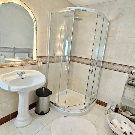 Habitación en casa particular 'clíona' Deluxe Double Foxford